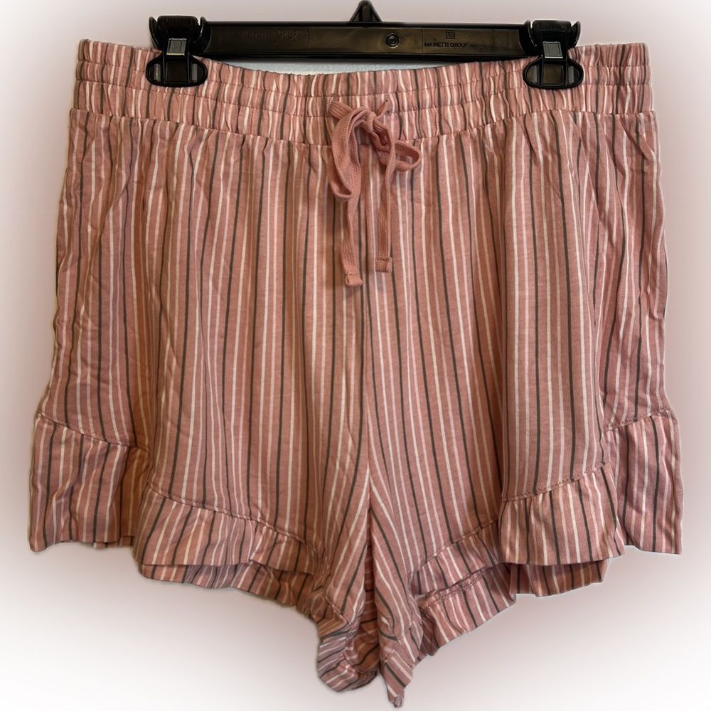 Seeing Stars NWT pajamas sleep set